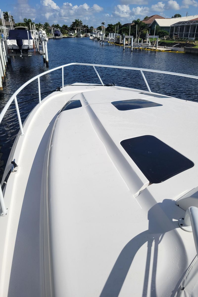 2016 Intrepid 47 