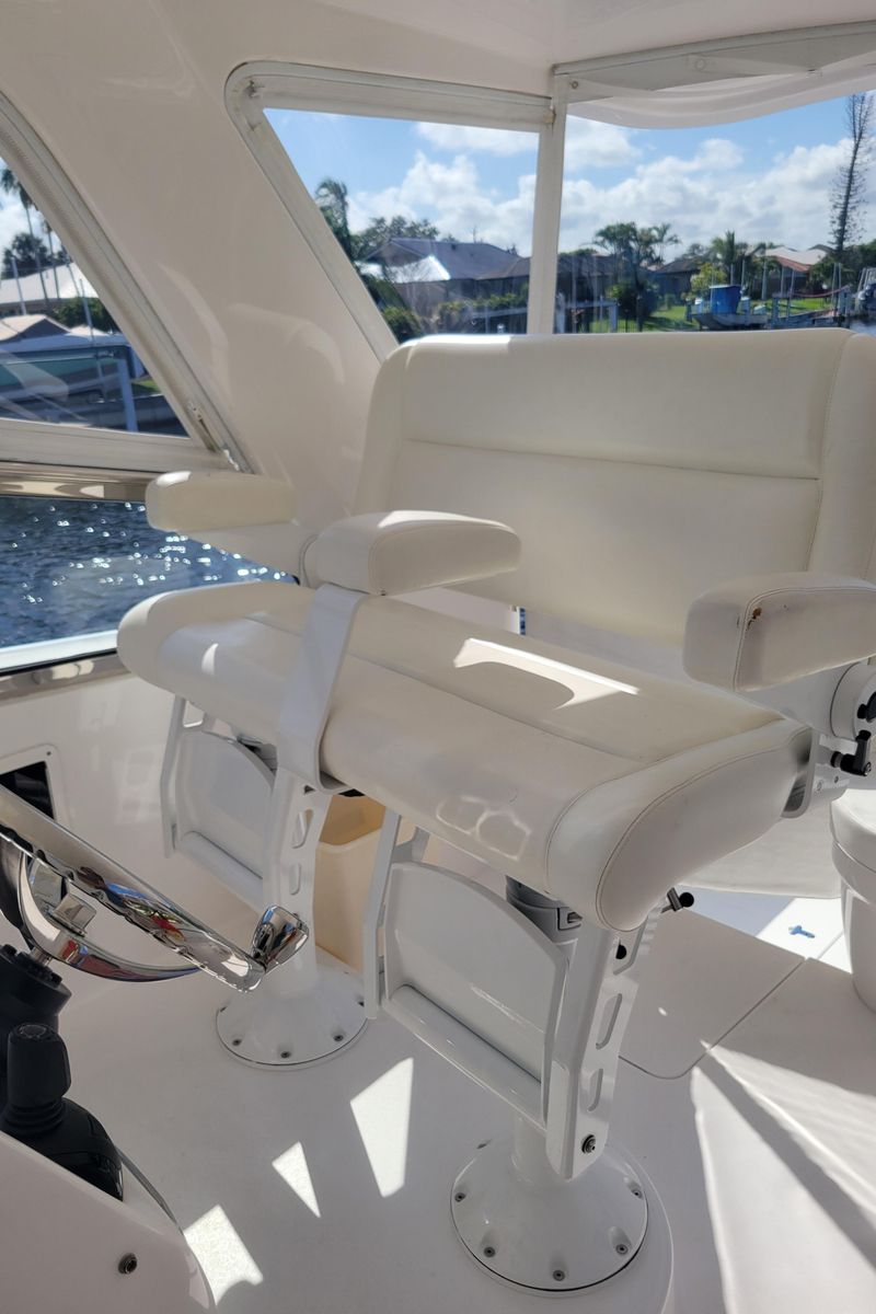 2016 Intrepid 47 