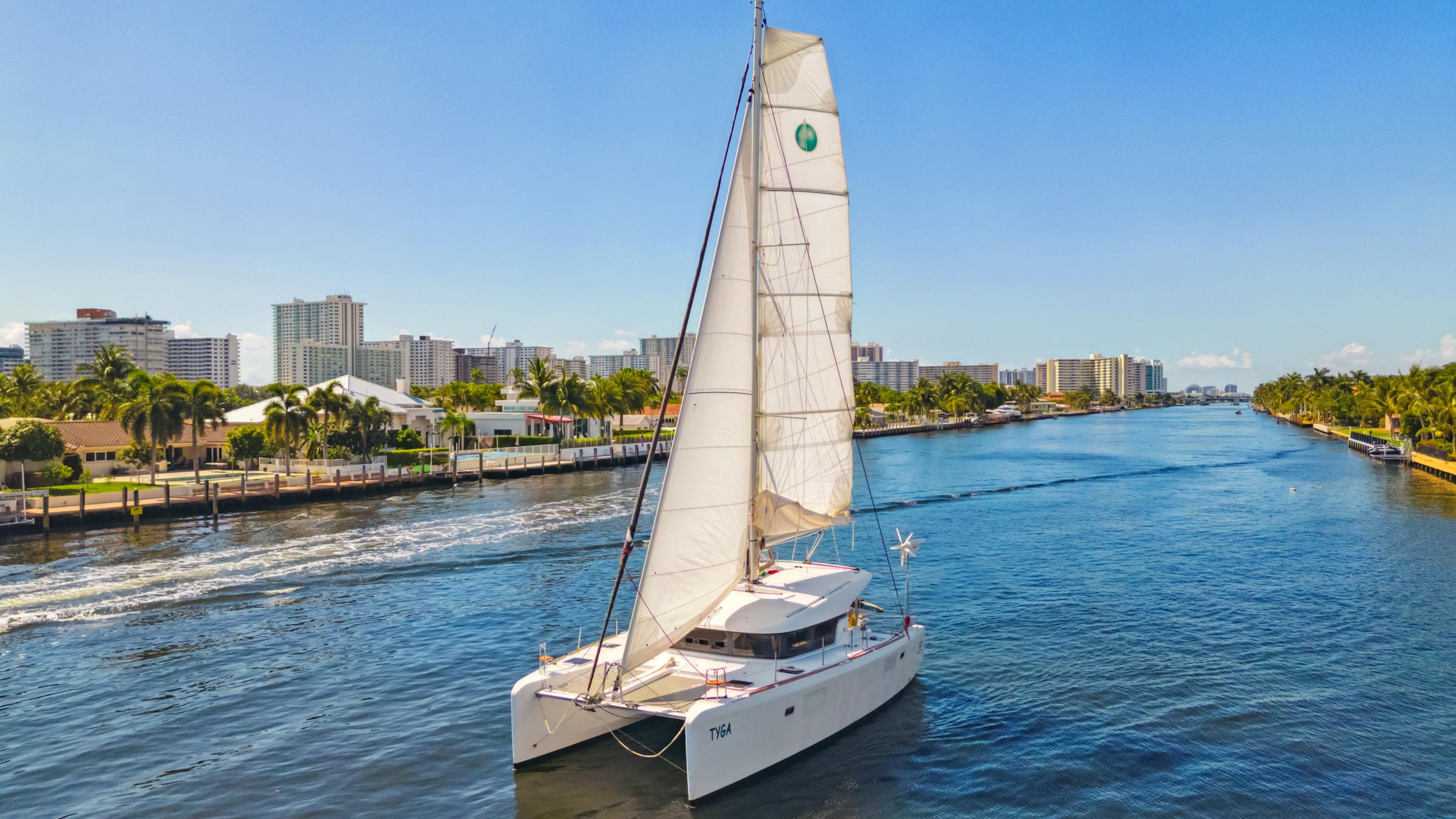 2014 Lagoon 39 Catamaran For Sale - YachtWorld