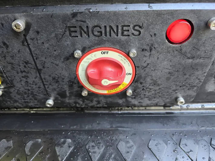 Dgs777 Yacht Photos Pics Red engine switch on DGS 777 Military Version, 2022 model, with wet surface.