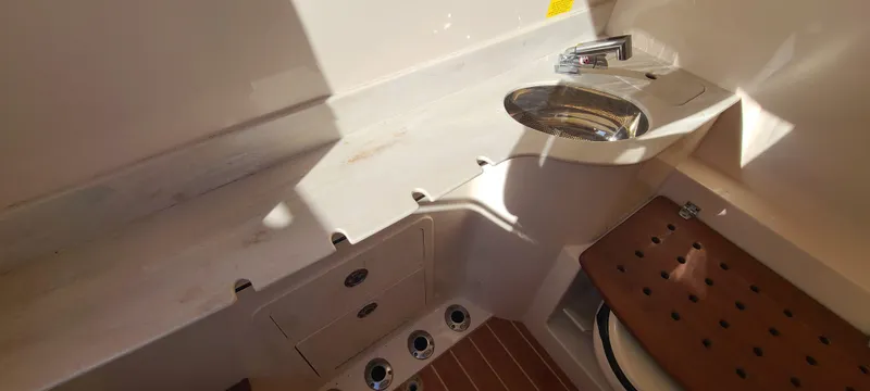  Yacht Photos Pics 2020 GRADY-WHITE 326 CANYON - Image 40