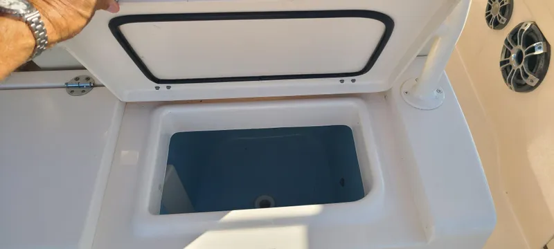  Yacht Photos Pics 2020 GRADY-WHITE 326 CANYON - Image 33