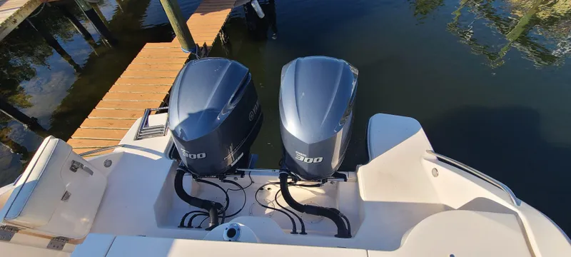  Yacht Photos Pics 2020 GRADY-WHITE 326 CANYON - Image 45