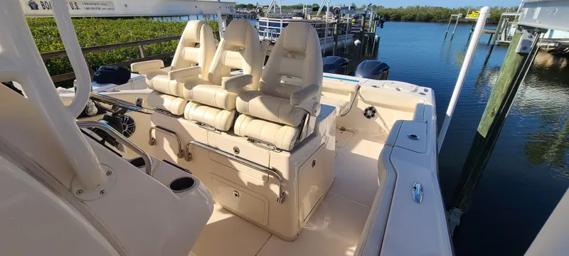  Yacht Photos Pics 2020 GRADY-WHITE 326 CANYON - Image 20