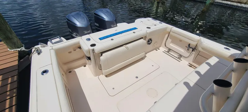  Yacht Photos Pics 2020 GRADY-WHITE 326 CANYON - Image 49