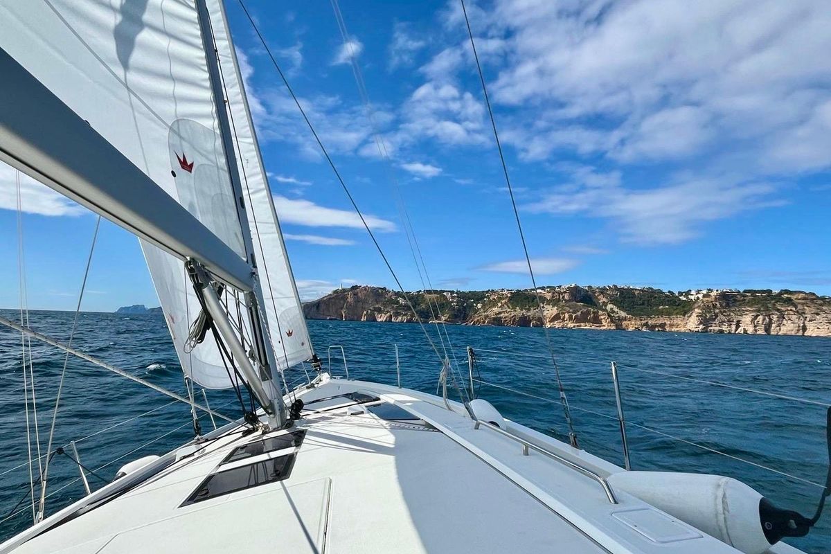 2023 Beneteau 47 