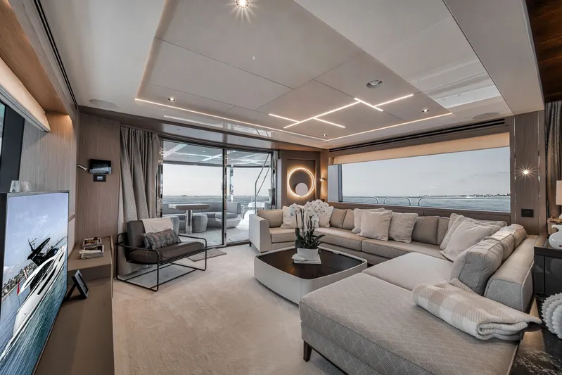 Dolce Far Niente Yacht Photos Pics 