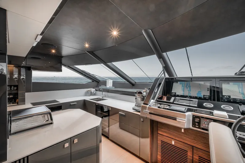 Dolce Far Niente Yacht Photos Pics 