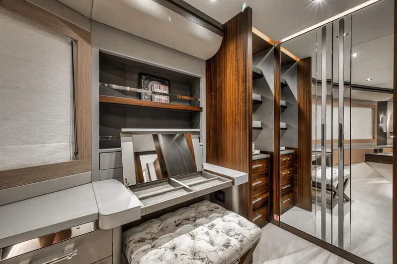 Dolce Far Niente Yacht Photos Pics 