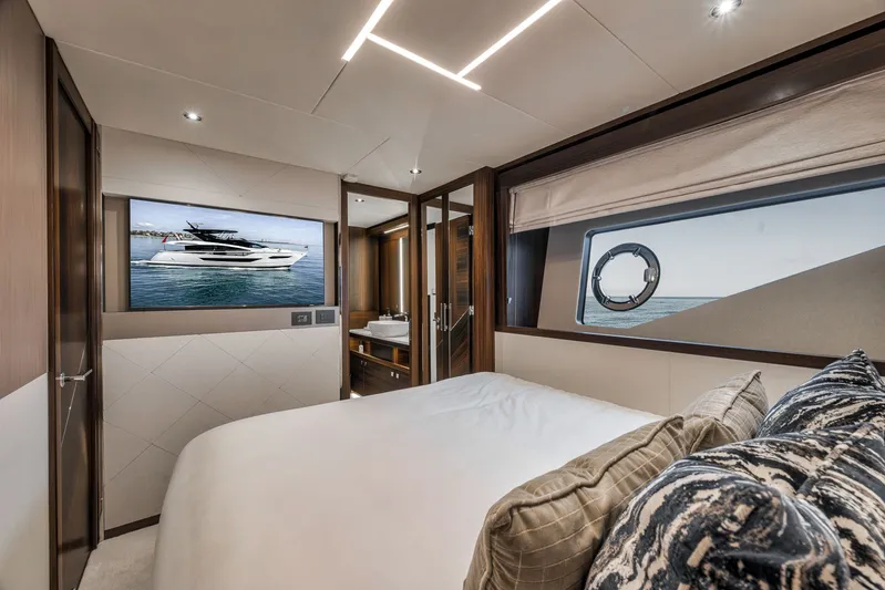 Dolce Far Niente Yacht Photos Pics 