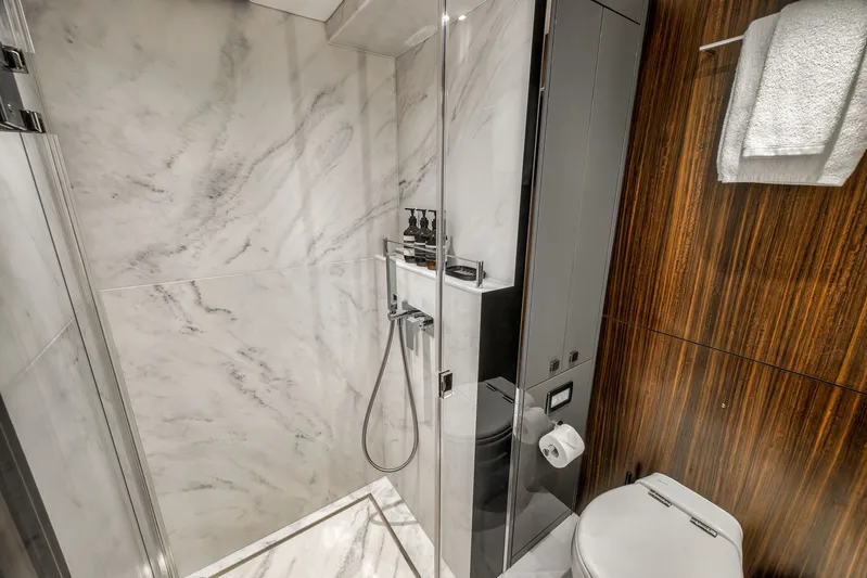 Dolce Far Niente Yacht Photos Pics 