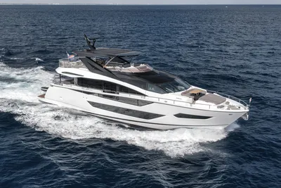Sunseeker 88 Yacht