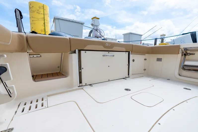 Innisfree Yacht Photos Pics 