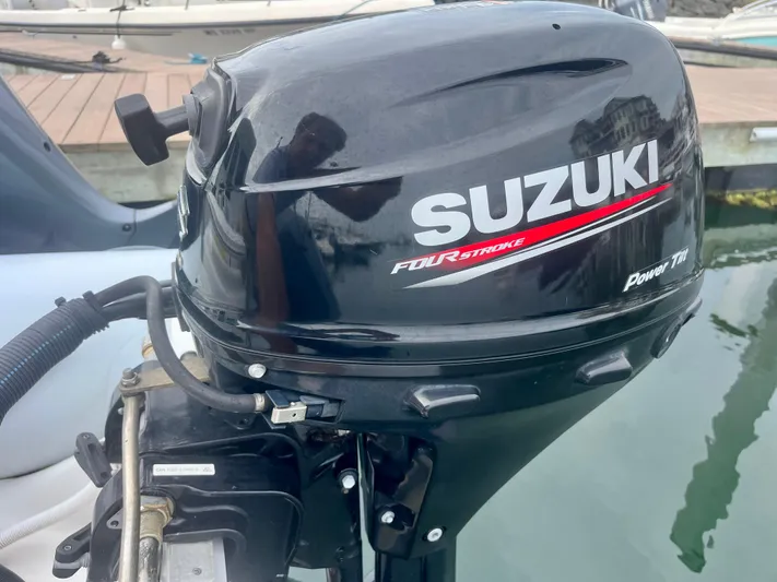 Veritas Yacht Photos Pics 