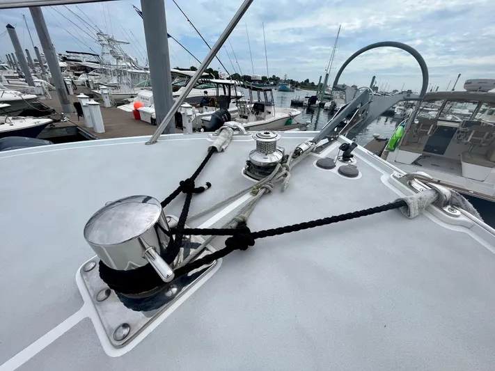 Veritas Yacht Photos Pics 2016 Wesmac 42 yacht deck with mooring equipment at marina.