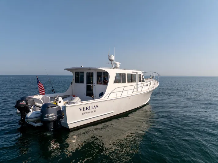 Veritas Yacht Photos Pics 