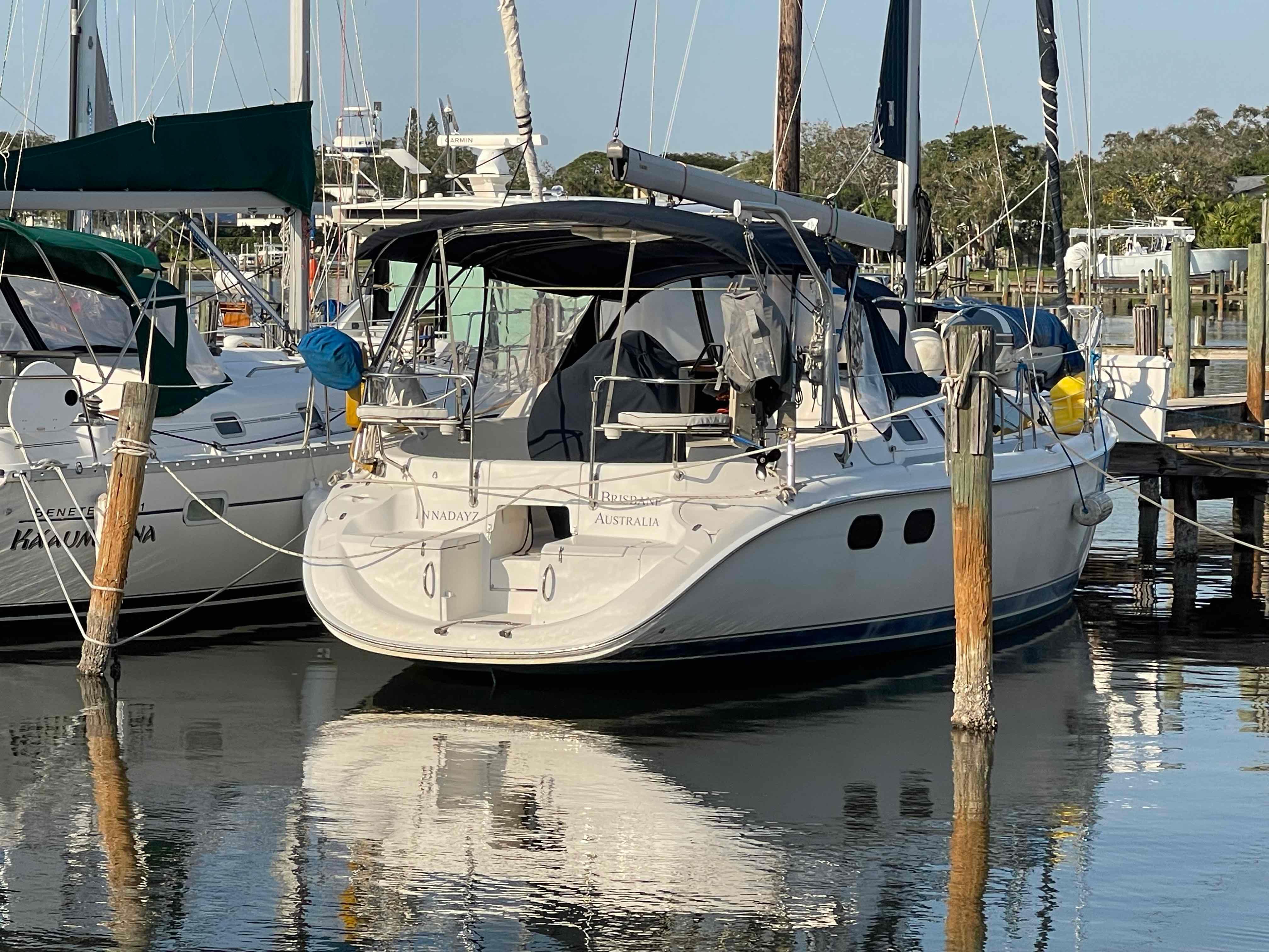 Used 2002 Hunter 380 - Florida | TopBoats