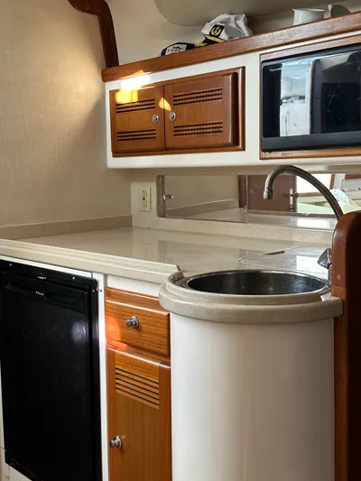 Tally Ho Yacht Photos Pics 