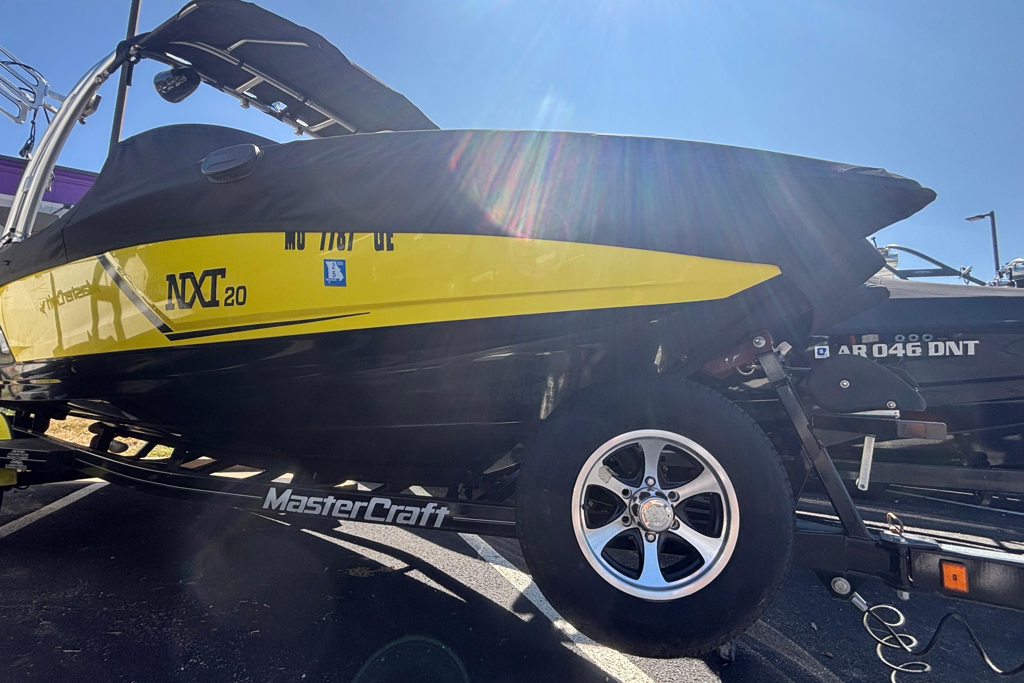 MasterCraft NXT20