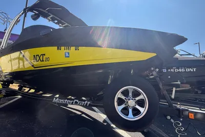 MasterCraft NXT20