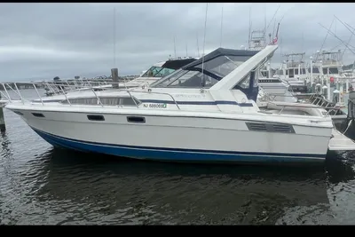 Bayliner 3250 Conquest