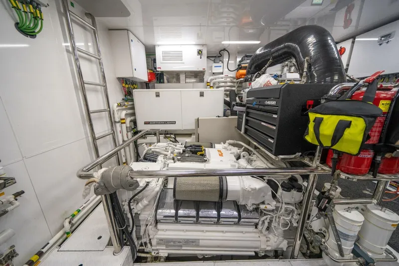 Day One Yacht Photos Pics 