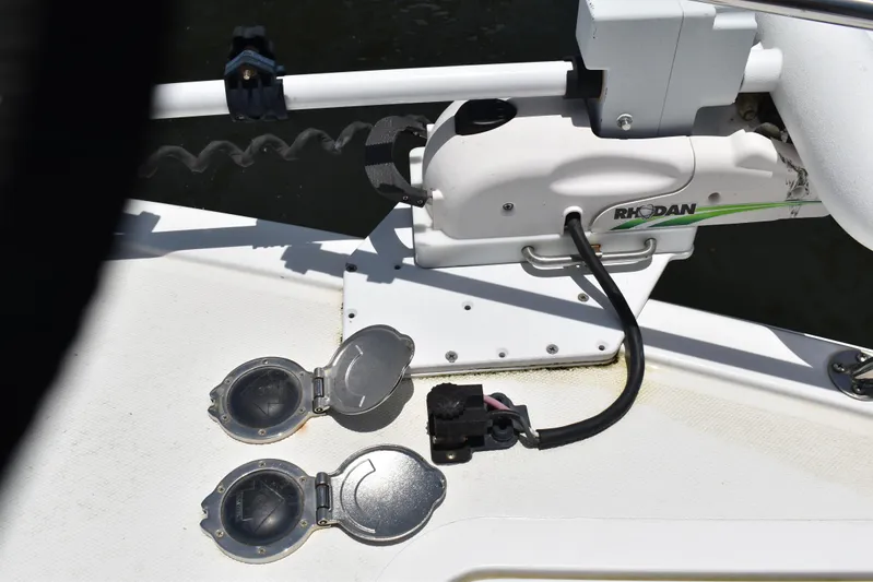 Harry's Dream Yacht Photos Pics 2005 Fountain 38 Sportfish CC Tournament boat with Rhodan trolling motor and deck fittings.