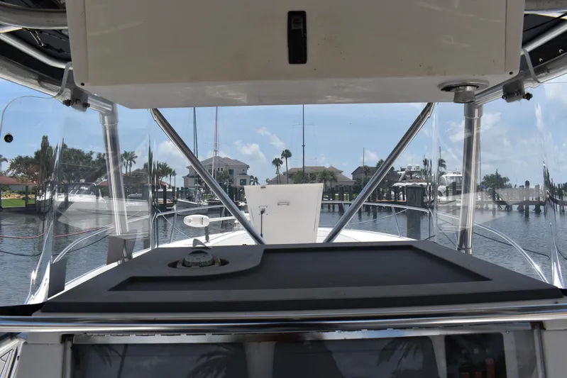 Harry's Dream Yacht Photos Pics 2005 Fountain 38 Sportfish CC Tournament boat interior view at marina.