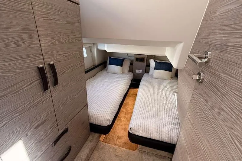 Electric Summer Yacht Photos Pics 2024 Greenline 48 Fly Hybrid cabin with twin beds and modern wood finish.