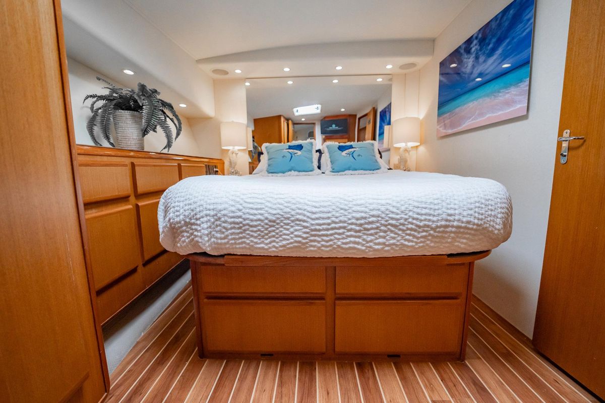 2000 Viking 50 