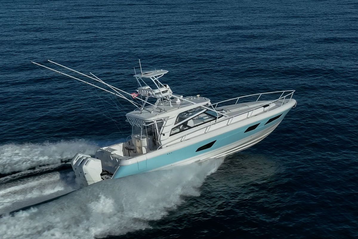 2023 Intrepid 47 