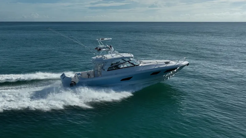 Rising Tide Yacht Photos Pics 