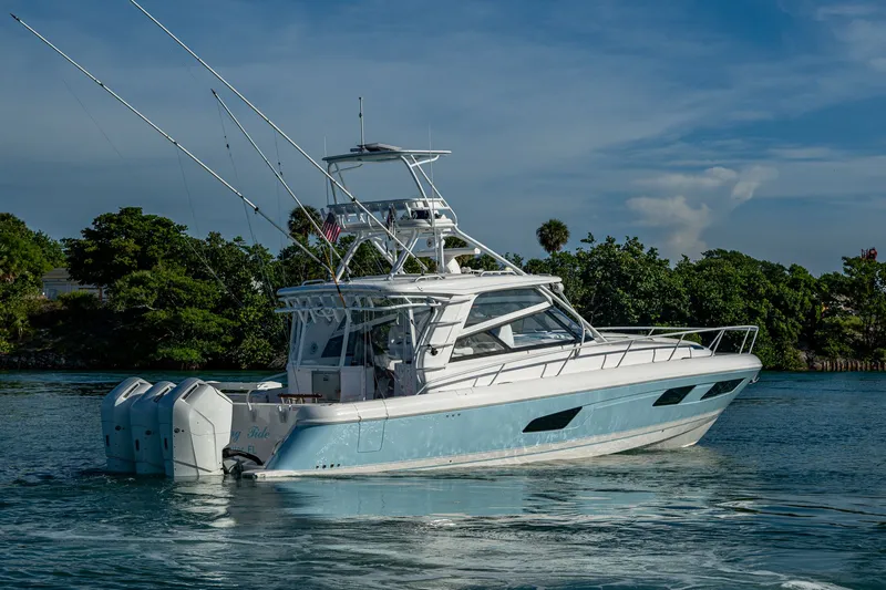 Rising Tide Yacht Photos Pics 