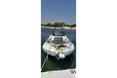 2019 Capelli Tempest 900 WA