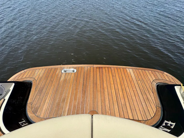  Yacht Photos Pics 2020 Chris-Craft Launch 31 GT swim platform on calm water.