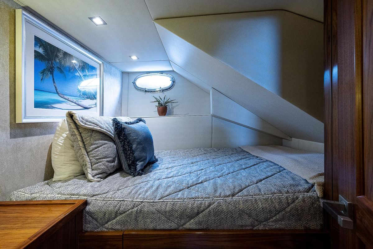 2017 Viking 75 