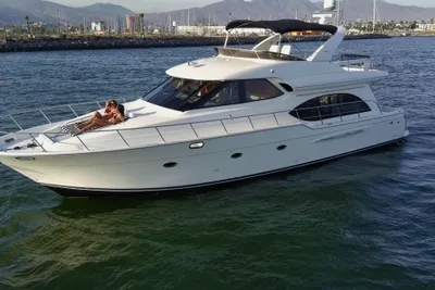 Meridian 580 Pilothouse