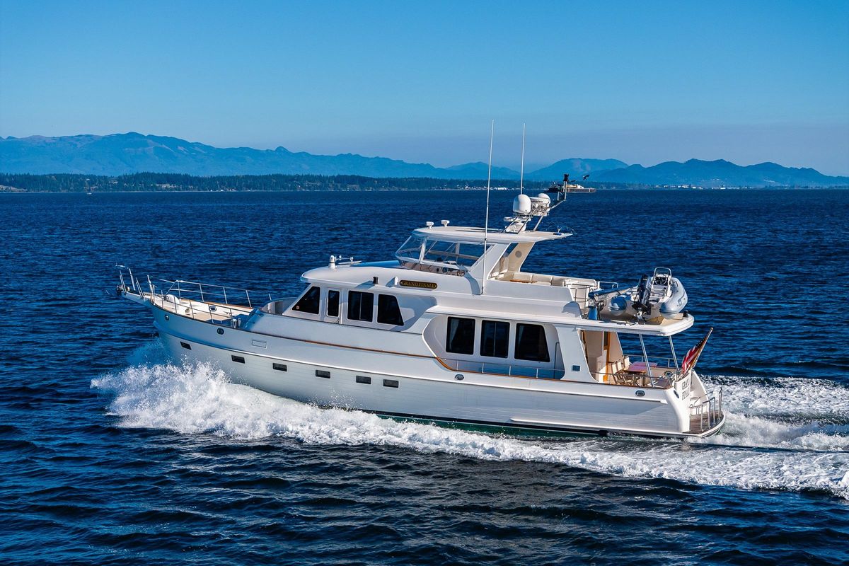 2007 Grand Banks 59 