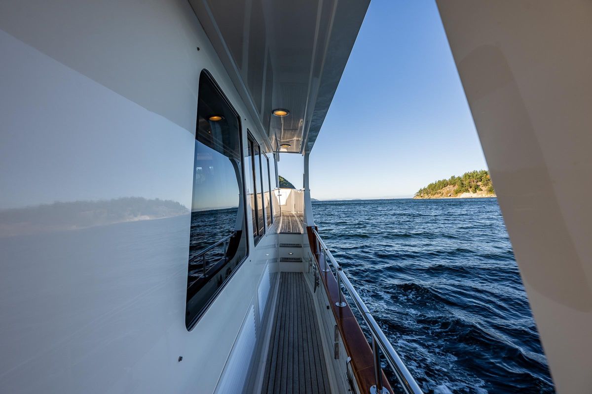 2007 Grand Banks 59 