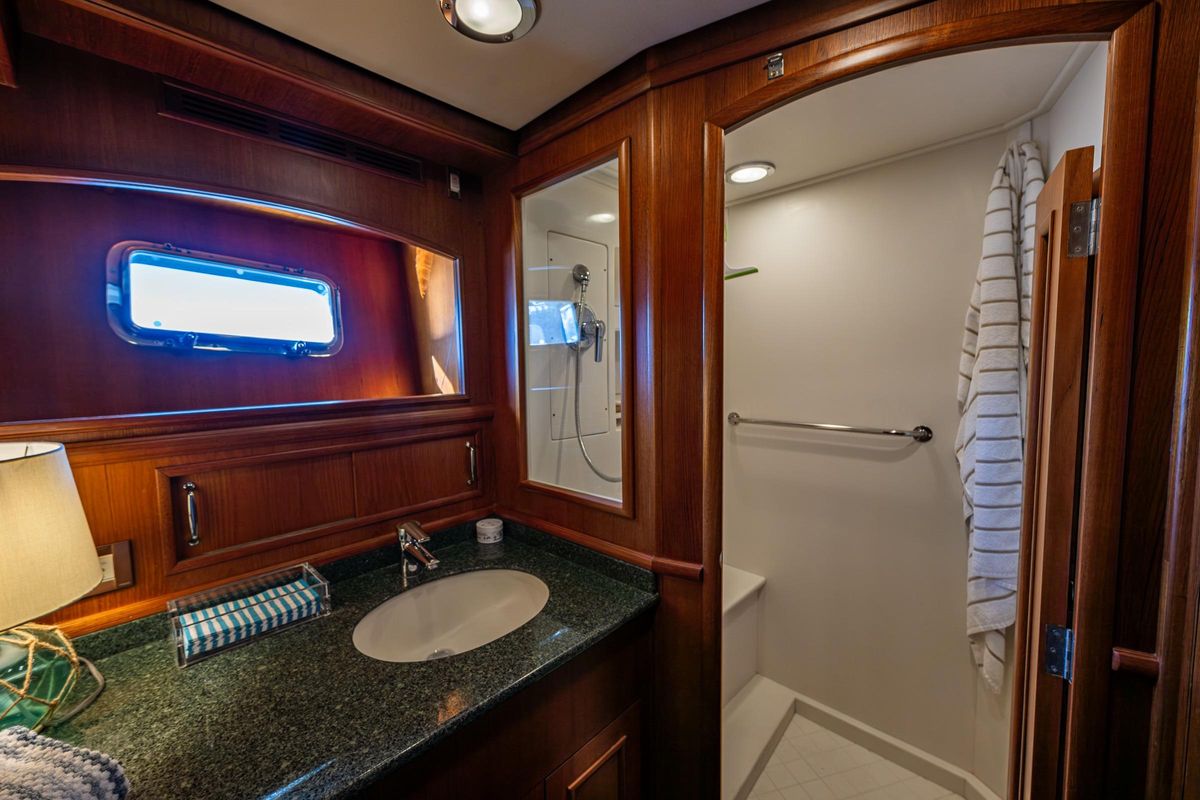 2007 Grand Banks 59 