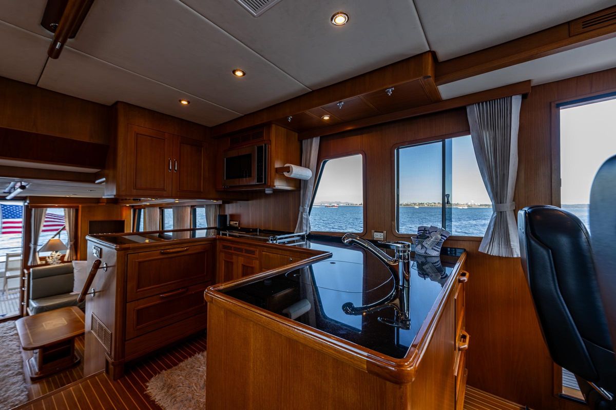 2007 Grand Banks 59 