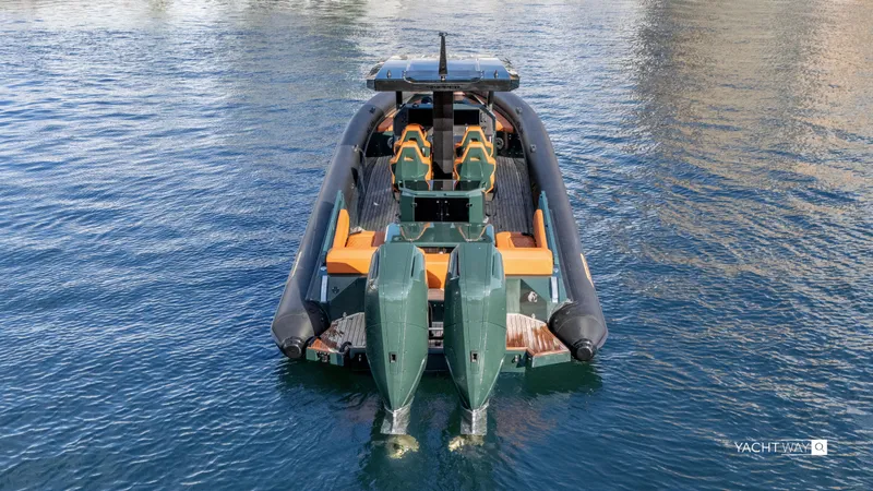 2025 Skipper 38 Twin 400 - Rolls-royce Limited Ed Yacht Photos Pics Skipper-BSK 38NC 2025 boat with dual engines on calm water.