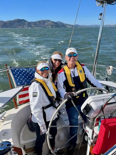 Escape Yacht Photos Pics 