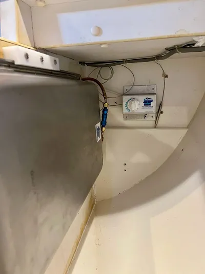 Escape Yacht Photos Pics 