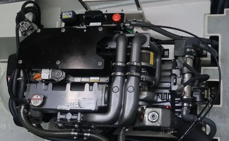 Oe Hani Yacht Photos Pics 