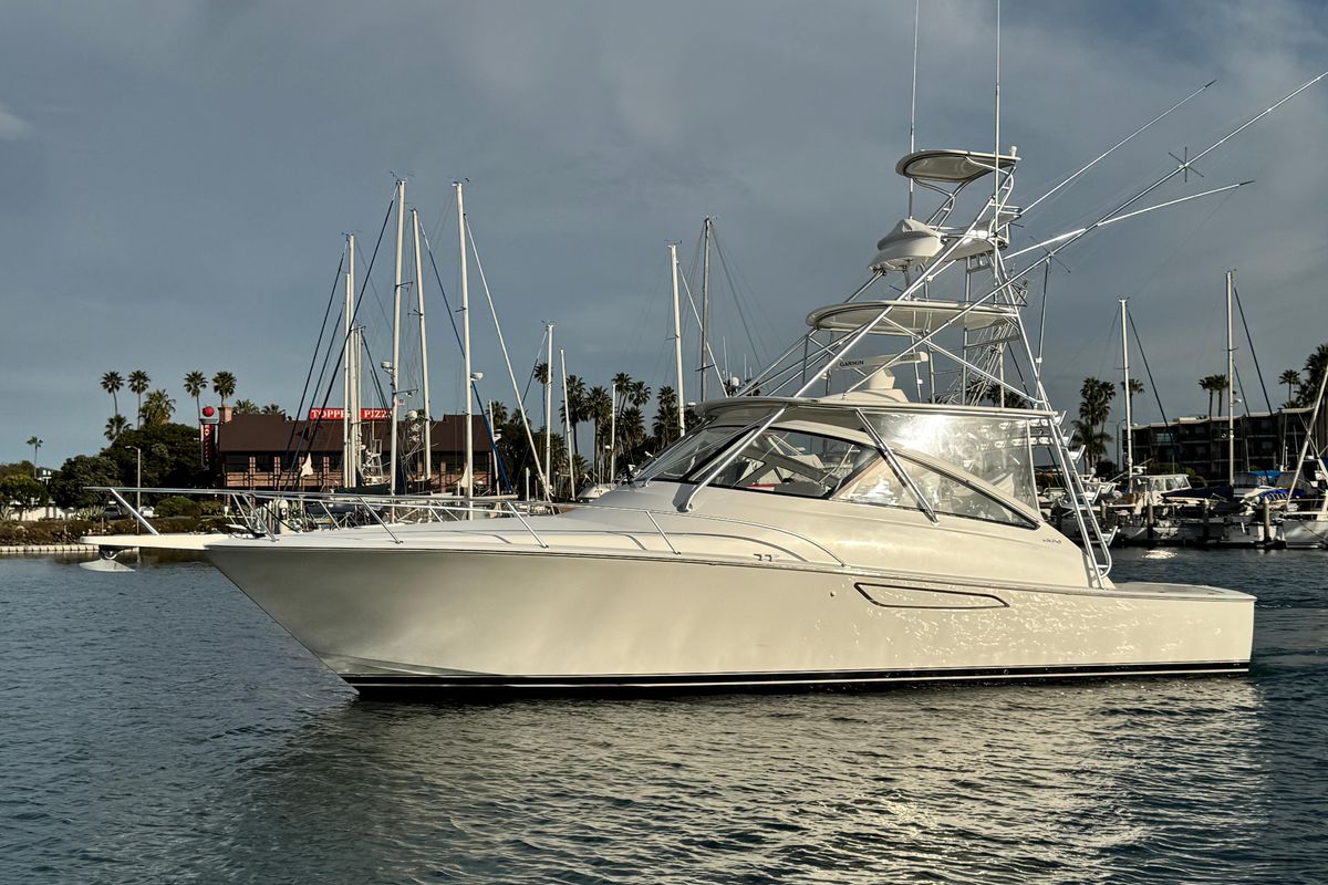 2012 Viking 42 