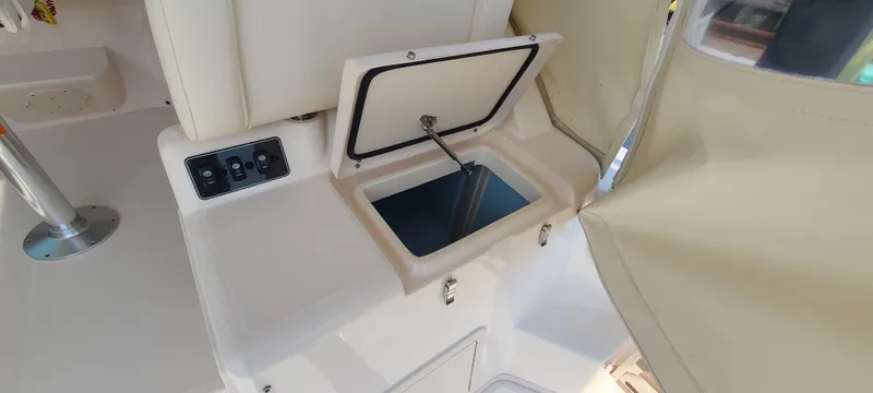  Yacht Photos Pics 2022 GRADY-WHITE 330 EXPRESS - Image 37