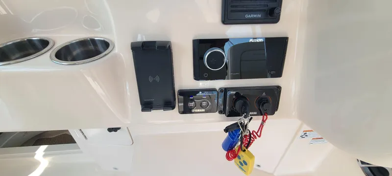  Yacht Photos Pics 2022 GRADY-WHITE 330 EXPRESS - Image 34