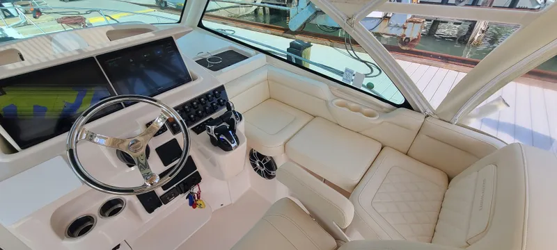  Yacht Photos Pics 2022 GRADY-WHITE 330 EXPRESS - Image 30