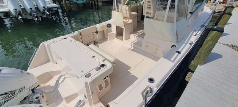  Yacht Photos Pics 2022 GRADY-WHITE 330 EXPRESS - Image 24